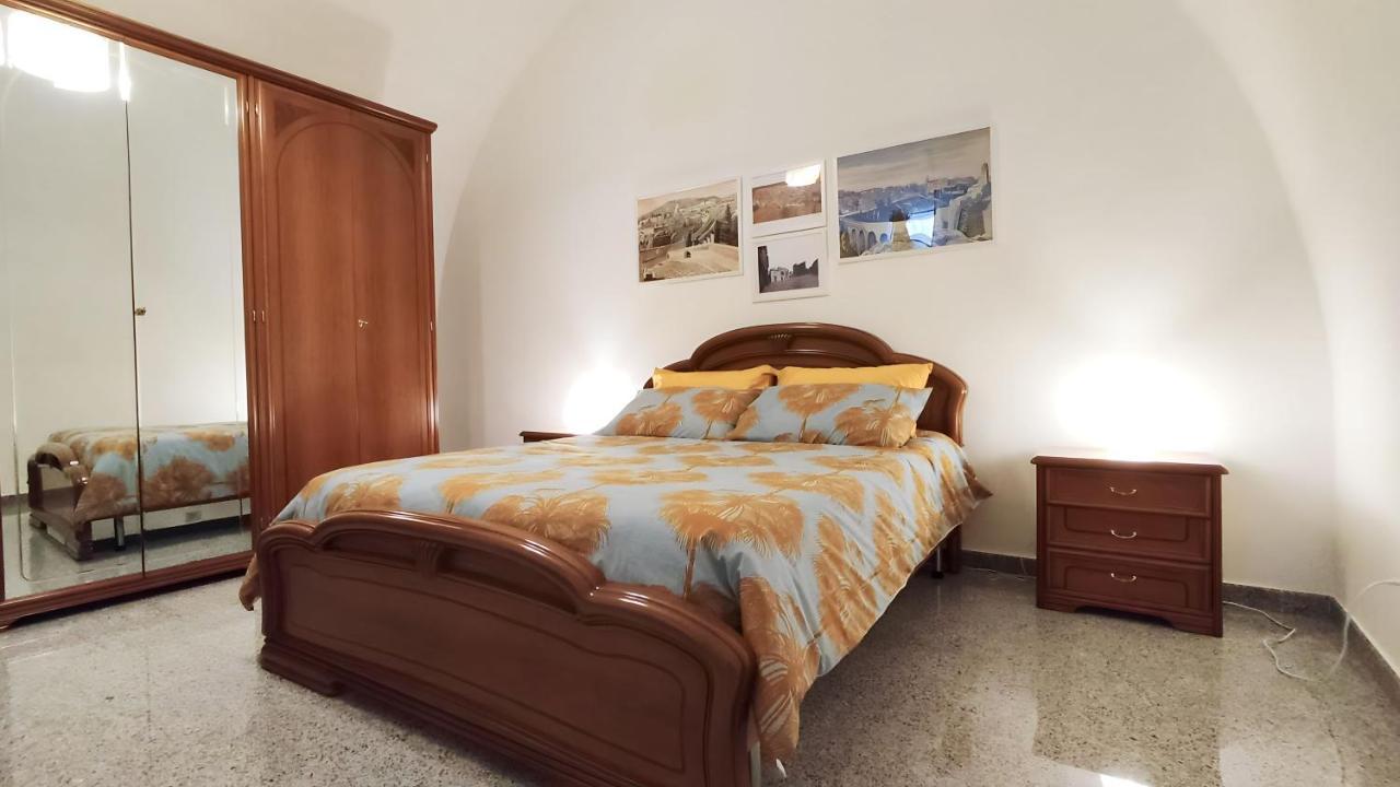 B&B Sotto L'Arco Гравина ин Пулия Екстериор снимка